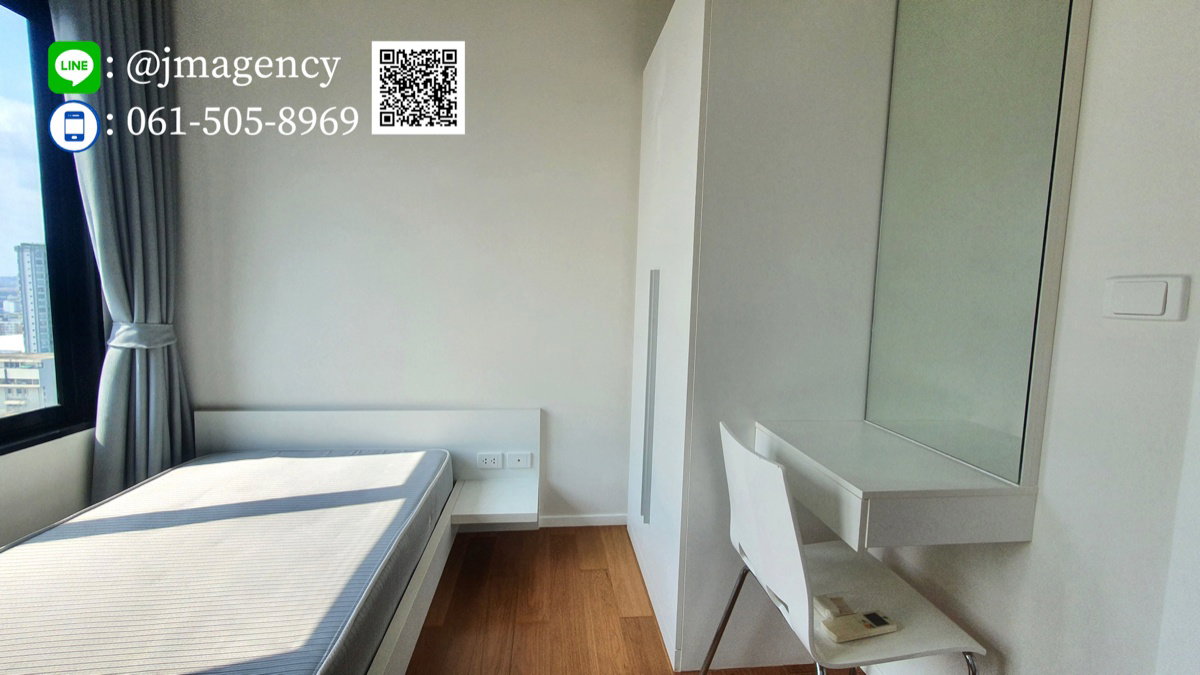 picture For sale 2b/2b  Bloc77 near bts Onnut  | corner room |  pool view city view  (has vdo) line id : @jmagency - 7/20