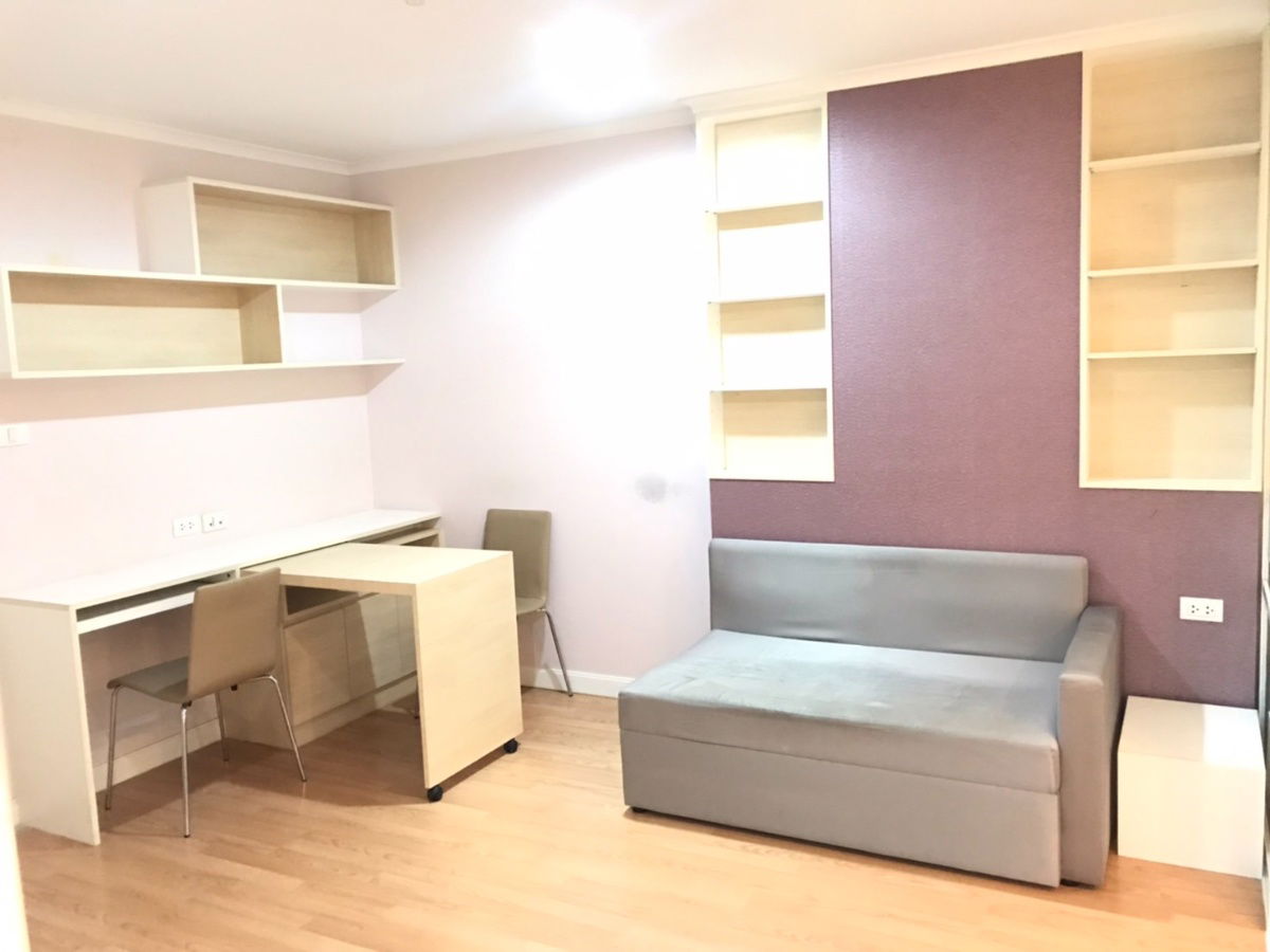 picture LP26154 Lumpini Ram26 size 32sqm. 1st Floor 7,000 baht 064-959-8900 - 6/11