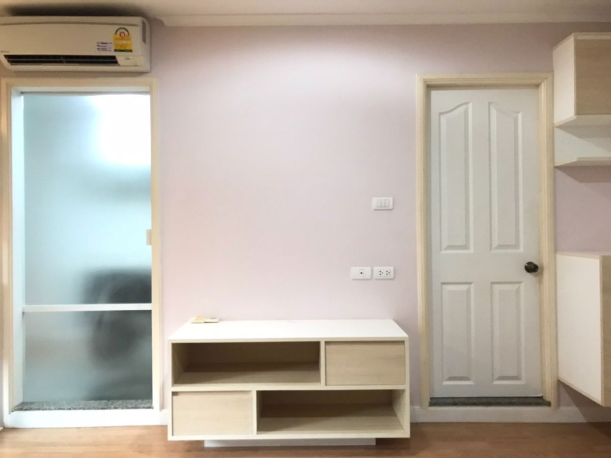 picture LP26154 Lumpini Ram26 size 32sqm. 1st Floor 7,000 baht 064-959-8900 - 10/11