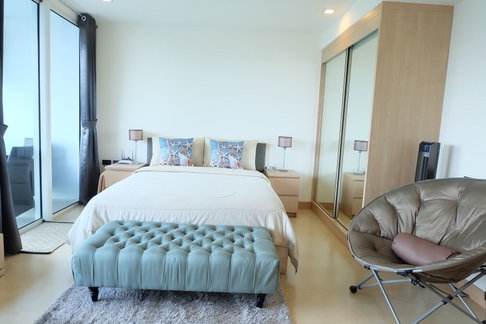 1-BR Condo at The Cliff Pattaya close to Phratamnak (ID 997163)