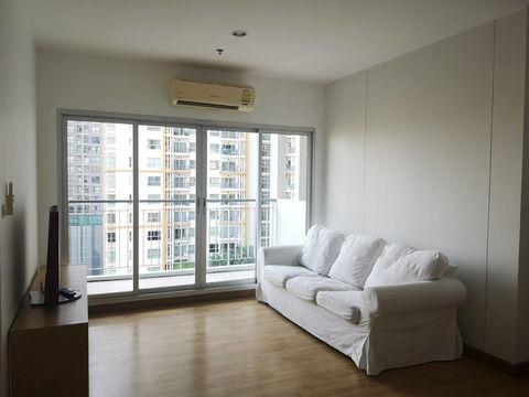 Wonderful High Rise 2-BR Condo at The Parkland Taksin-Thapa near BTS Talat Phlu (ID 385440)