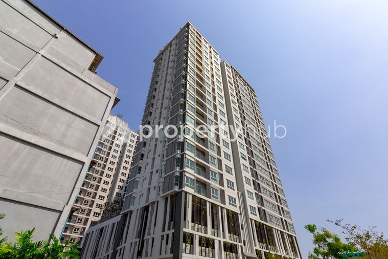 Supalai Park Yaek Fai Chai Station