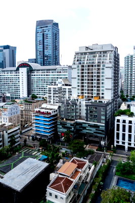 คอนโดให้เช่า : Hot Price !! Modern Style 1 Bed Good Location BTS Asok & MRT Sukhumvit 550 m. / Condo For Rent-Noble BE19 (โนเบิล บี19)