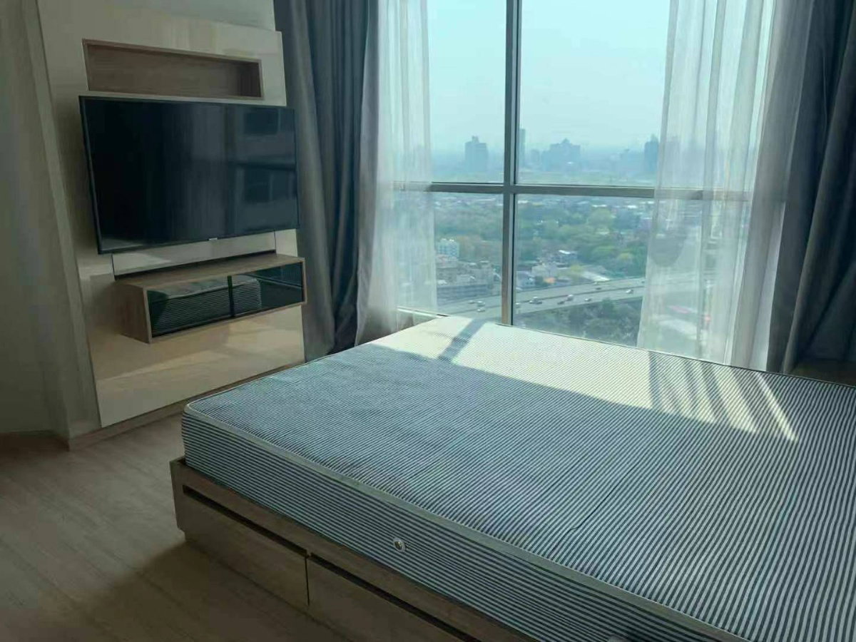 picture Condo For Rent!! Rhythm Sathorn - 15/16