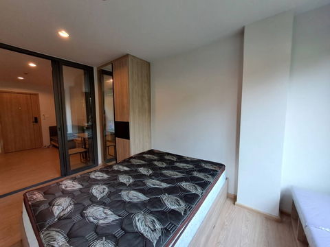For RENT 1Bedroom CONDO – BTS Phrakhanong Pool View!
