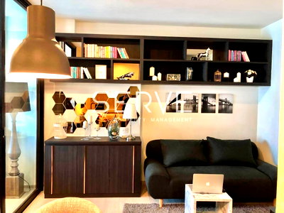 Condos for rent : 1 Bed Nice Decorated Good Location Next to MRT Phetchaburi 130 m. & Arl Makkasan 20 m. / Condo For Rent At Life Asoke