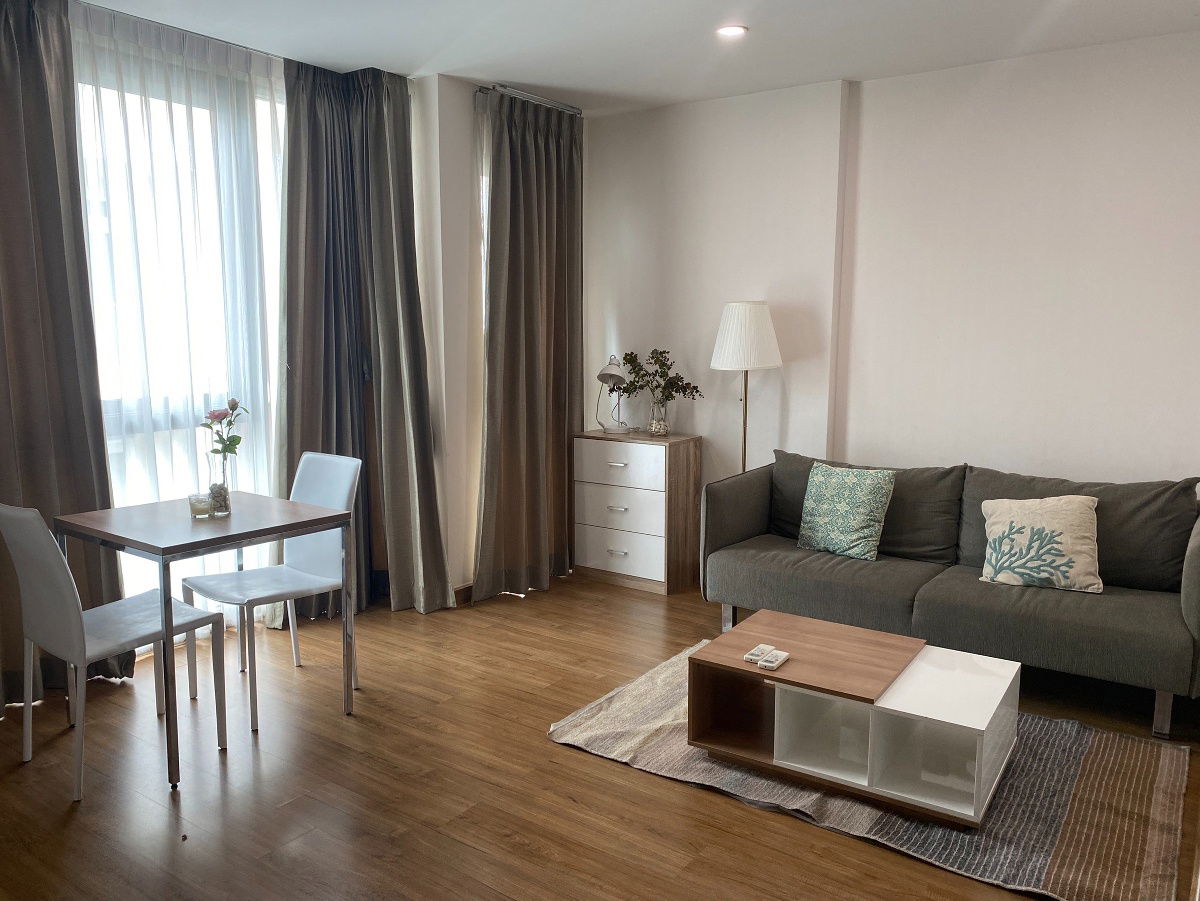 picture The Nimmana Condo for rent in the heart of Nimman 18,000/M Tel.098-9690236(Janny) - 9/16