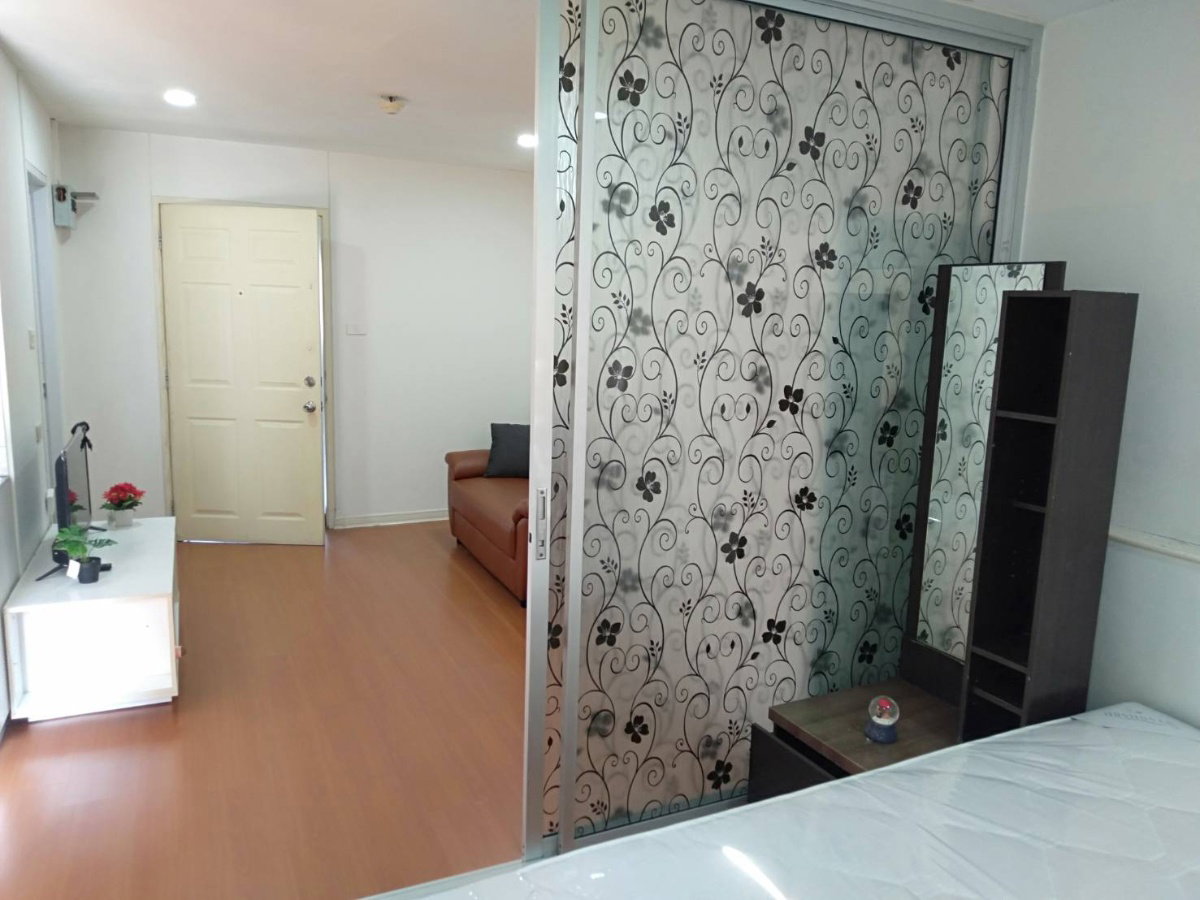 รูป เช่า!!! ลุมพินี บดินทร์เดชา-ราม ขนาด 28 ตรม. C ชั้น 3 ราคา 6,700 บาท พร้อมเฟอร์และเครื่องใช้ไฟฟ้า - รูปที่ 4/11