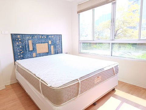 LP44199 Lumpini Ramkhamhaeng44 size 31 sqm. 5th Floor 7,500 baht 064-959-8900