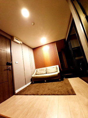 Condos for rent :  For rent, Metro Luxe Rose Gold