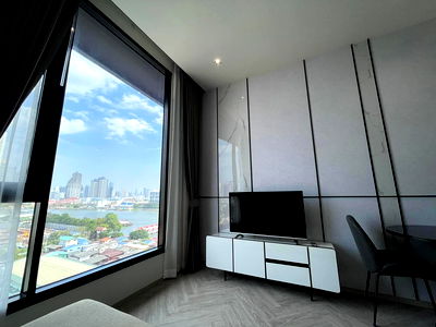 Condos for rent Shrewsbury International School : 1-BR Condo at Chapter Charoennakhorn - Riverside near BTS Krung Thon Buri (ID 1041181)