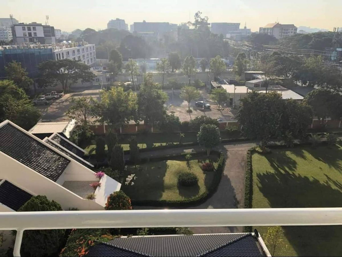 รูป ปล่อยเช่า Trio Condo ถนนห้วยแก้ว มีระเบียง เดินขึ้นไปสวน roof top  ได้สบาย ๆ จากห้อง - รูปที่ 18/18