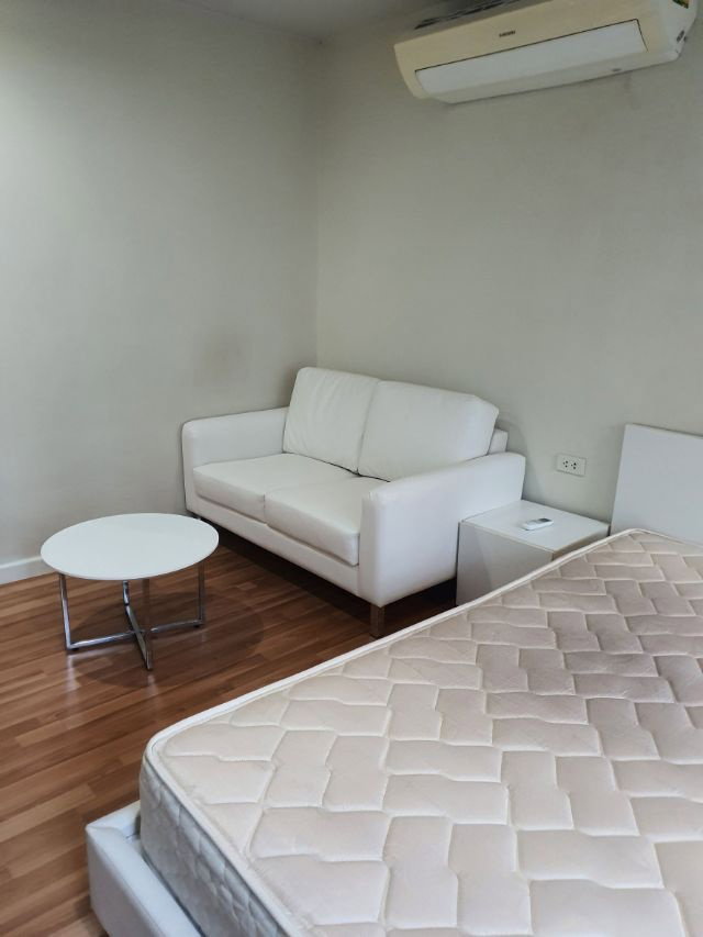 picture We Condo Ekkamai - Raminthra For Rent - 5/11