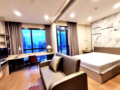 คอนโดให้เช่า : ⭐️⭐️ T214662 ให้เช่า Ashton Chula Silom (ห้องพร้อมเข้าอยู่ 12 มิถุนายนนี้) แอดไลน์ >> @top98 (ใส่@ด้วย) ⭐️⭐️  (ภาพถ่ายจากห้องจริง)
