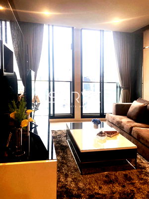 ขายคอนโด : 1 นอน แต่งสวยมาก สไตล์ Modern ผสมผสานความ Luxury ชั้นสูงเสียดฟ้า 30+ บนสุดยอดทำเล ติด BTS เพลินจิต ที่คอนโด Noble Ploenchit / ขายคอนโด