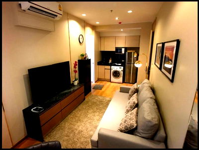 Condos for rent BTS Phrom Phong : for rent Park24. 2bed 58sqm. Line id: @pfagent