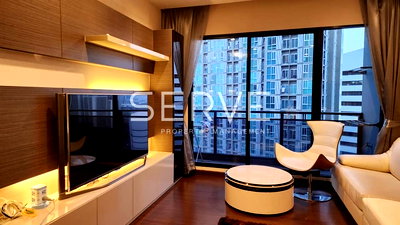 คอนโดให้เช่า : ให้เช่าคอนโดที่ Ivy Ampio เพียง 80 ม. จาก MRT ศูนย์วัฒนธรรม เดินทางง่าน 2 ห้องนอน ห้องกว้าง แต่งพร้อมอยู่ 