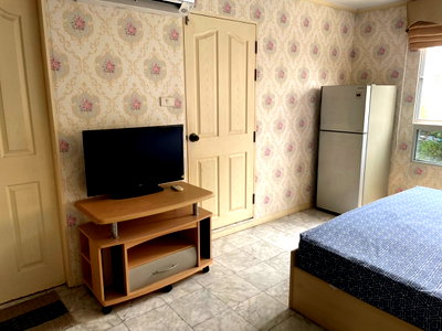 Condos for rent Rajamangala University of Technology Krungthep : For Rent: Lumpini Place Sathorn Condo