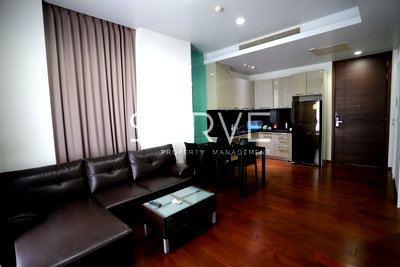 Condos for rent : 1 Bed High Fl. 20+  For Rent Good Location Close To BTS Thong Lo-Quattro by Sansiri