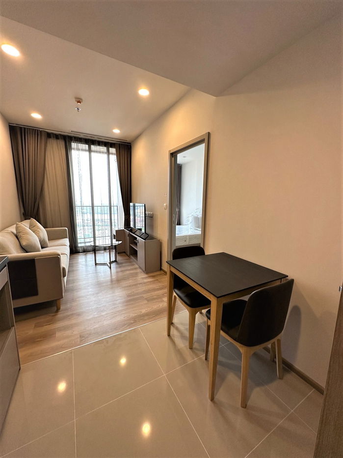 picture Room for rent Oka Haus Sukhumvit 36 (BTS Thonglor Station)  LINE ID: @thelivingbkk - 1/6