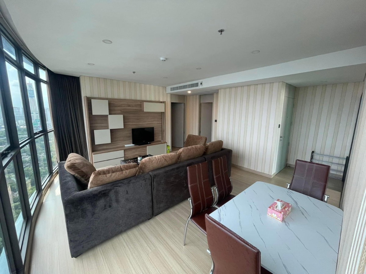 ขาย Lumpini Suites. 2นอน 62ตร.ม. Line id: @pfagent
