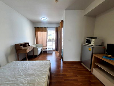 Condos for rent : 🥳[RAR2204833] The Seed Sathorn - Taksin, Fl.4 *Near Lift, *200m. from BTS Wong wien Yai💚Line id: @thefirstagent**