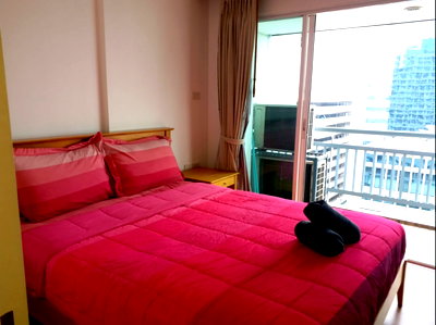 คอนโดให้เช่า : ว่างพร้อมอยู่! Grand Park View. 1นอน 50ตร.ม. Line id: @pfagent