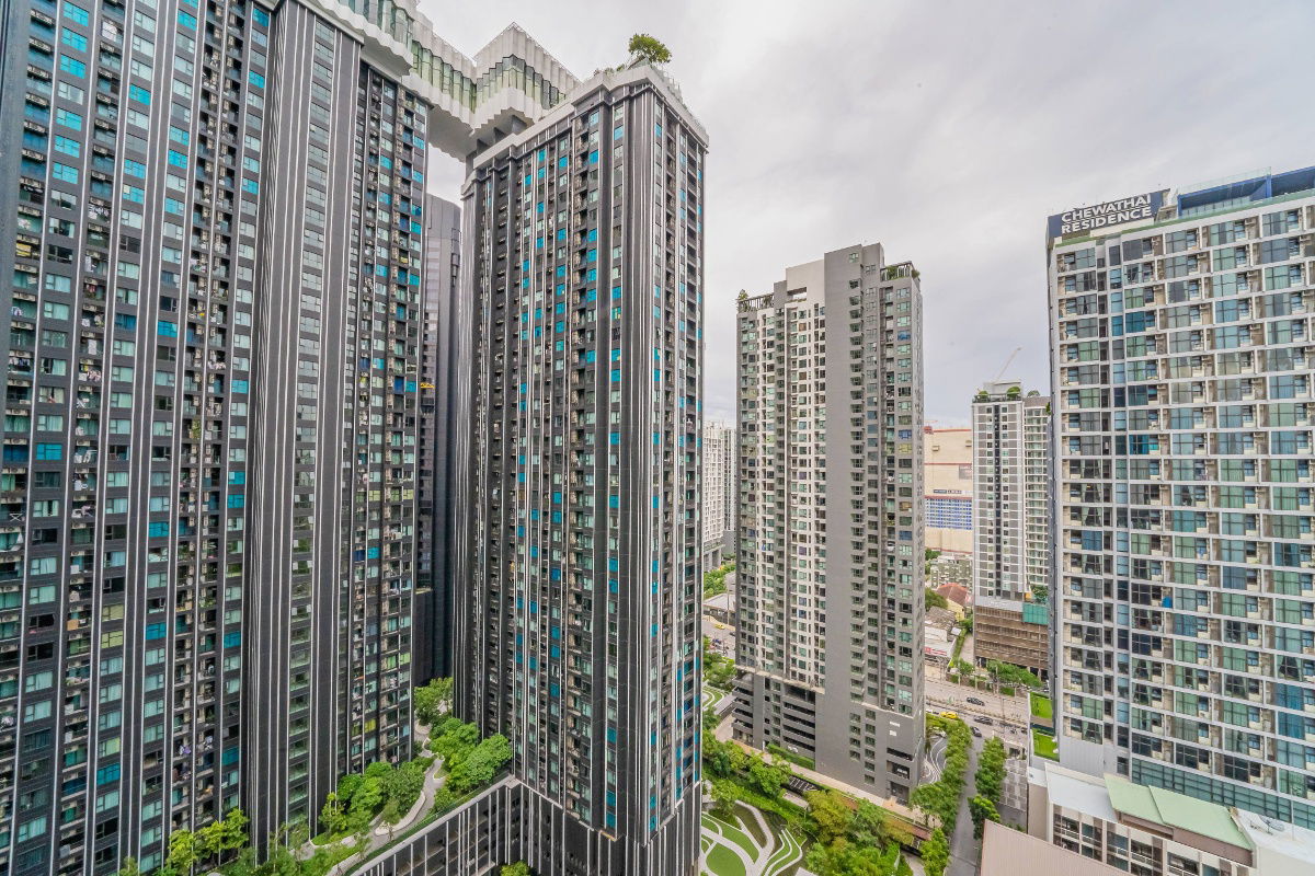 picture Life Asoke Hype ( 300 M. from MRT Rama9 )  - 17/24