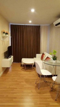 We Condo Ekamai - Ramindra For Rent