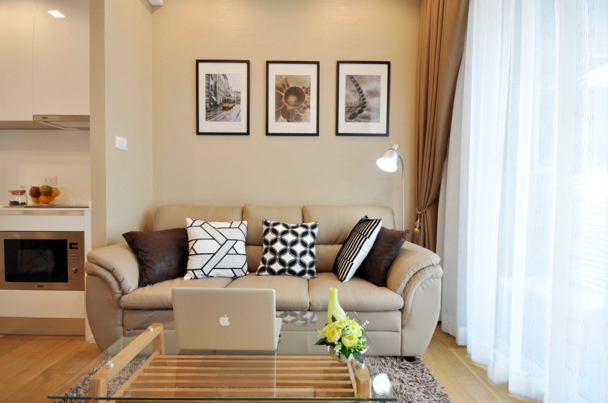ว่าง 1พย69. The Saint residence . 1นอน 35ตร.ม. Line id: @pfagent