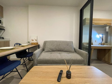 MW๙๐🔴🟢🟡กดปุ่มแอดไลน์ได้เลยนะคะ🔴💥💎Denim Jatujak