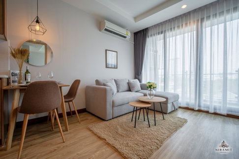 Ladda Plus ศรีราชา วิวเมือง ห้องสวย เฟอร์ครบ แต่งครบ ใกล้โรบินสัน