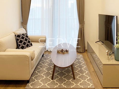 Special Floor to Ceiling 3.6 m. 2 Beds Unit with Bathtub Close to BTS Phrom Phong 500 m. / For Rent-Noble BE33