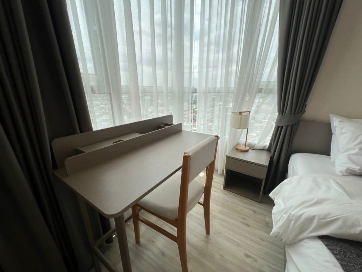 picture For Rent XT Huaikwang Near MRT - 8/17