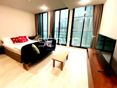 ขายคอนโด :  🔥🔥สตูดิโอ กั้นห้อง ชั้นสูง 15+ บนสุดยอดทำเลที่หาไม่ได้แล้ว ติด BTS เพลินจิต ที่คอนโด Noble Ploenchit / ขายคอนโด