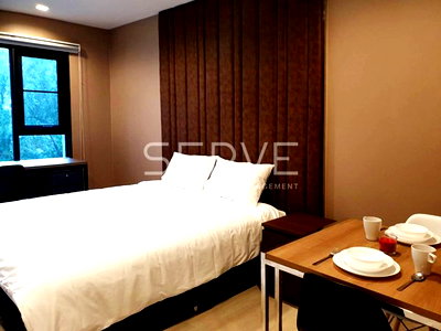Condos for rent : 1 Bed Modern Style Good Location  BTS Phloen Chit -Life One Wireless (ไลฟ์ วัน ไวร์เลส)