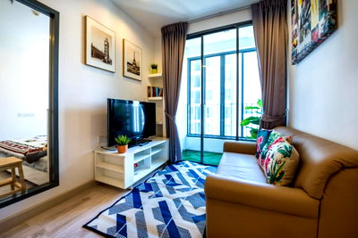 Condos for rent BTS On Nut : IDEO Mobi Sukhumvit 81 1B1B LineID : @Rizzestate