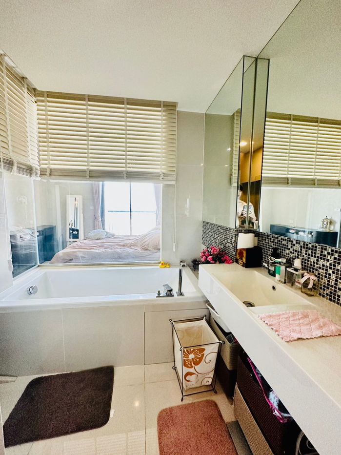 picture Condo for rent, Rhythm (Sukhumvit 44/1), 1 bedroom, 48 sqm., 21st floor, city view, next to BTS Phra Khanong, fully furnished. - 5/26