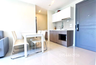 Condos for rent Seacon Square Department Store : Element Srinakarin Condo for rent Pool view 17,000 THB.