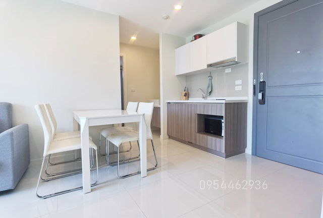 picture Element Srinakarin Condo for rent Pool view 17,000 THB. - 1/8