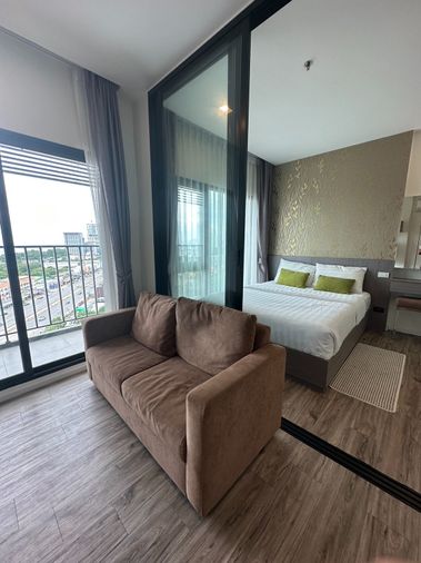 ให้เช่า : KNIGHTSBRIDGE 1 ห้องนอน (35 ตรม) วิวทะเล ใกล้ห้างโรบินสัน นิคมแหลมฉบัง