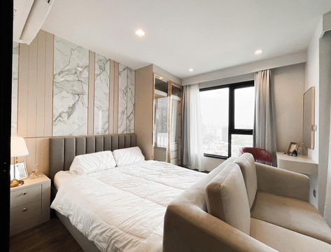 LINE @condorental for rent the room at Life Ladprao Valley