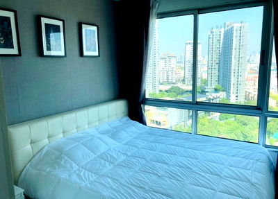 คอนโดให้เช่า : 😀วิวคลอง 1 ห้องนอน  เดอะ เบส สุขุมวิท 77 ตึก บี 