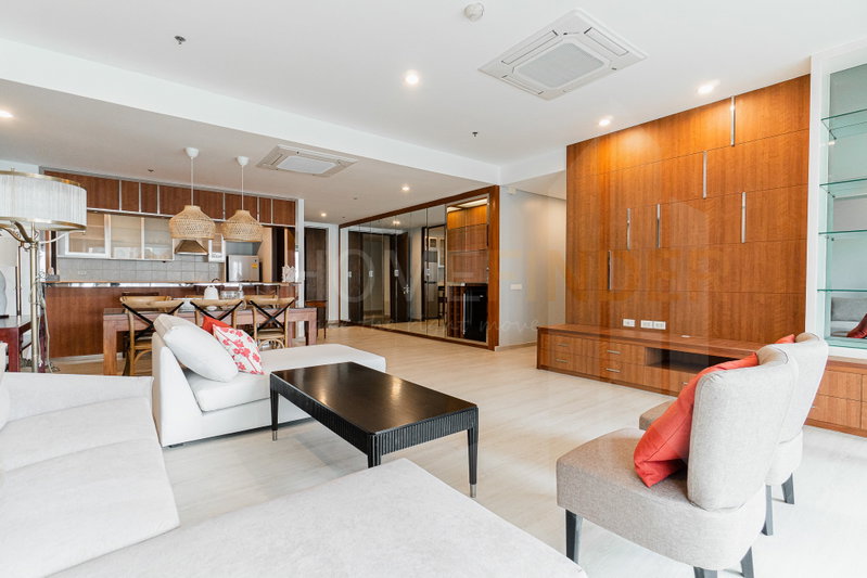 Condos for rent : The Lakes 3 bedrooms, for rent