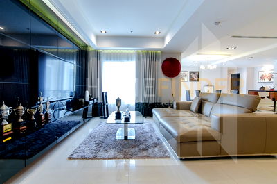 คอนโด สุขุมวิท 36 : La Vie En Rose Place 3 bedrooms, for sale
