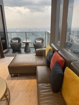 Four Seasons Private Residences 2 bedrooms, for rent