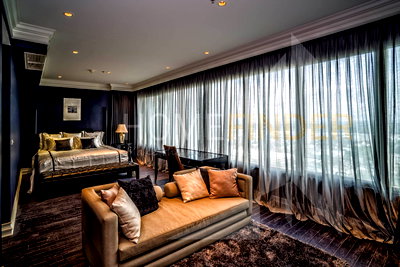 ขายคอนโด : The EMPORIO PLACE (ดิ เอ็ม โพริโอ เพลส) 3 bedrooms, for sale