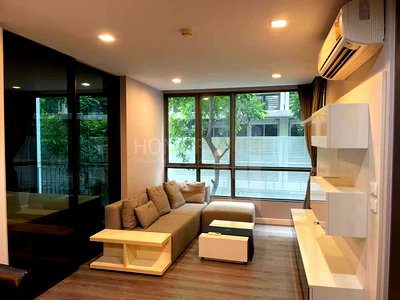 Condos for sale : The Room Sukhumvit 40 1 bedroom, for sale