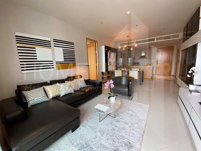 THE EMPIRE PLACE 2 bedrooms, for rent
