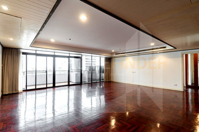 Condos for rent Nana Nuea Pier : Kallista Mansion 3 bedrooms, for rent